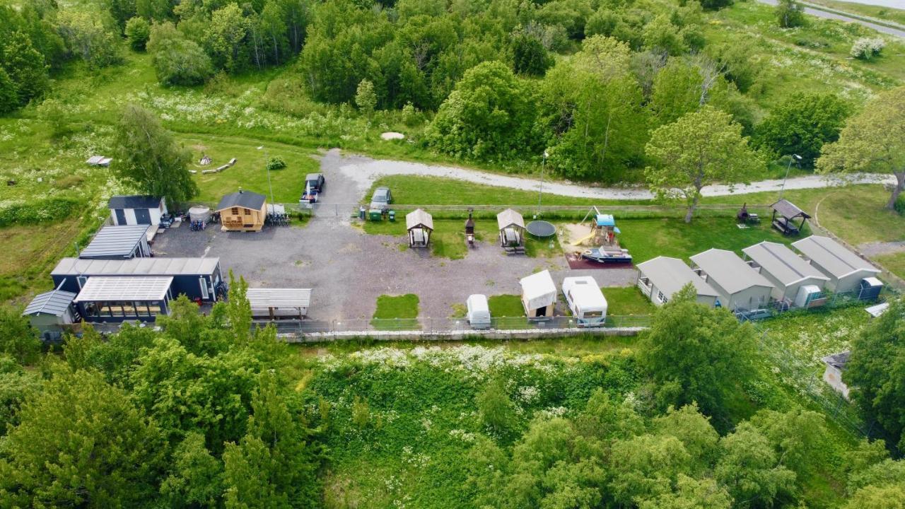Pakri Poolsaare Matkaplats Hotel Paldiski Bagian luar foto